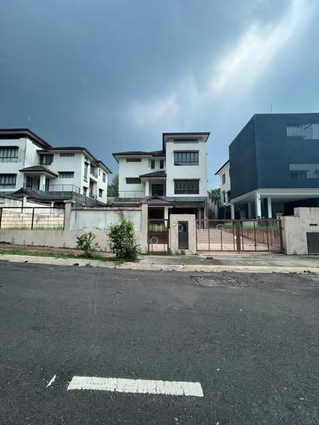 Bungalow House for Rent in Ampang (Selangor) - Zhi Hong Loh - Exterior - PropertyGuru.com.my