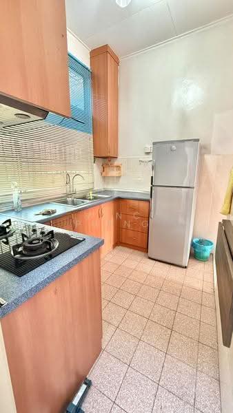 Rumah Bandar untuk Dijual di Taman Bukit Cheng (Cheng) - Vinc Pheng - Kitchen - PropertyGuru.com.my