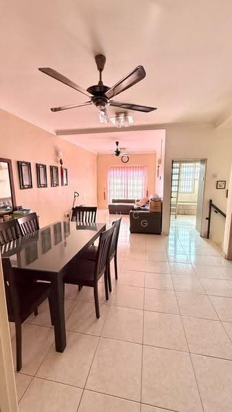 Rumah Bandar untuk Dijual di Taman Bukit Cheng (Cheng) - Vinc Pheng - Dining Room - PropertyGuru.com.my