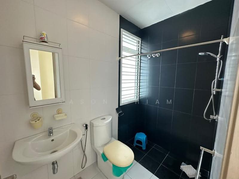 Semi-Detached House for Sale in Kajang 2 (Kajang) - Jason Chiam - Bathroom - PropertyGuru.com.my