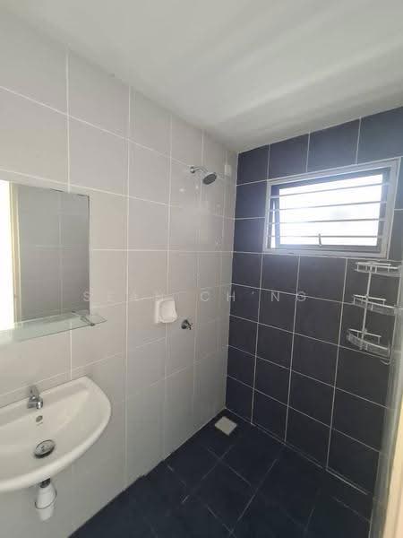 Pangsapuri untuk Disewa di Pr1ma One @ Laman View - Sean Ch’ng - Bathroom - PropertyGuru.com.my