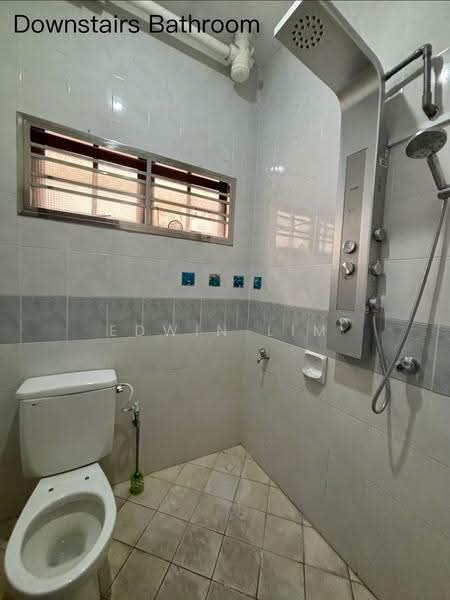 Rumah Teres 2-Tingkat untuk Disewa di Permas Jaya (Johor) - Edwin Lim - Bathroom - PropertyGuru.com.my