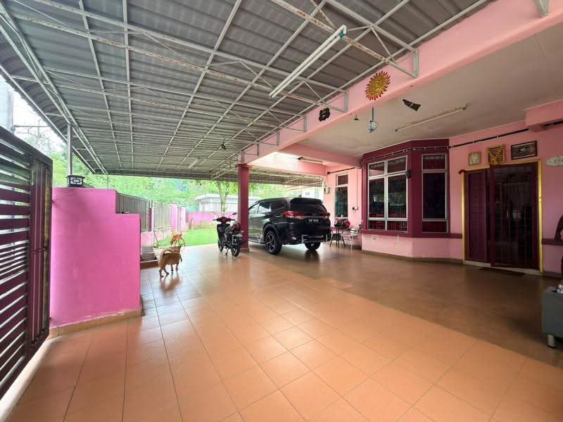 2-storey Terraced House for Sale in Taman Suria Selayang (Selayang) - Liliey Fitri - Exterior - PropertyGuru.com.my