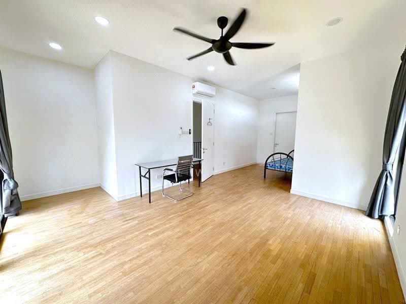 Semi-Detached House for Sale in Bandar Sungai Long (Selangor) - Kew . - Bedroom - PropertyGuru.com.my