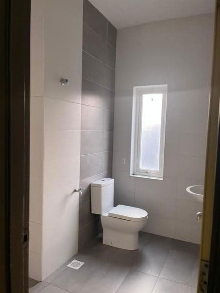 Semi-Detached House for Rent in Taman Saujana (Klang) - Joel Tan - Bathroom - PropertyGuru.com.my