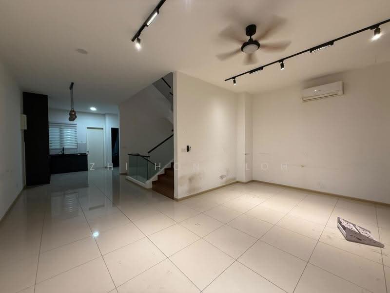 Terraced House for Rent in KL City Centre (Kuala Lumpur) - Zhi Hong Loh - Living Room - PropertyGuru.com.my