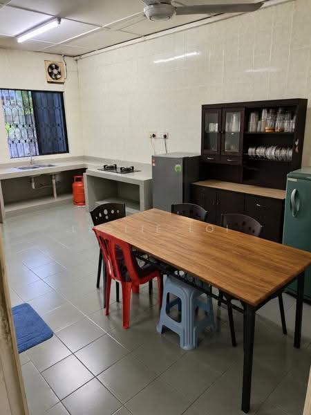 1-storey Terraced House for Sale in Kuap (Kuching) - Leslie Loi - Kitchen - PropertyGuru.com.my