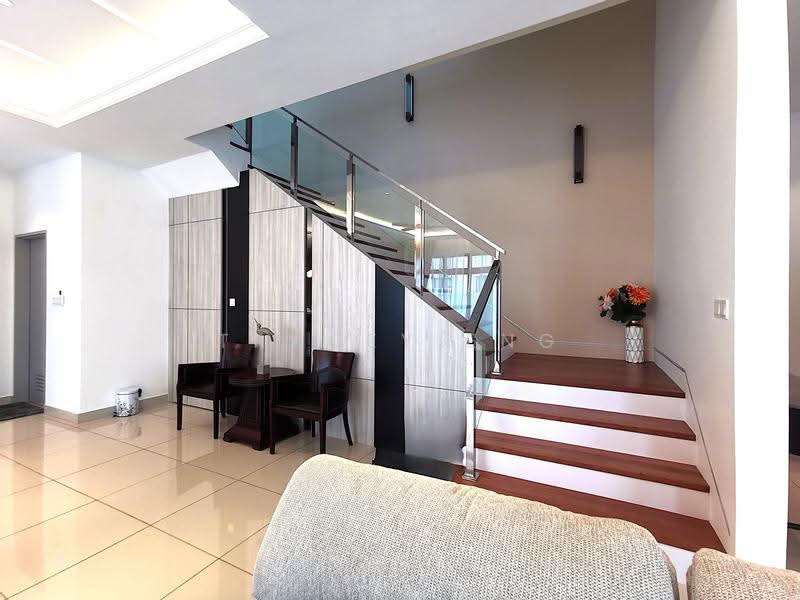 2-storey Terraced House for Rent in Iskandar Puteri (Nusajaya) (Johor) - Tracey Eng - Glass panels Staircase - PropertyGuru.com.my