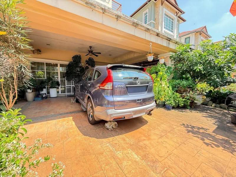 Rumah Banglo untuk Dijual di Bandar Putra Permai (Seri Kembangan) - Mahirah . - Exterior - PropertyGuru.com.my