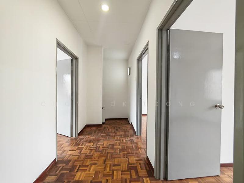 2-storey Terraced House for Sale in Bandar Kinrara Seksyen 1 (Bandar Kinrara) - Chow Kok Toong - Corridor - PropertyGuru.com.my