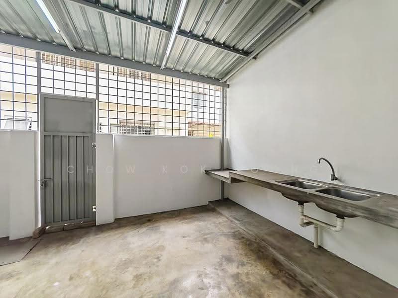 2-storey Terraced House for Sale in Bandar Kinrara Seksyen 1 (Bandar Kinrara) - Chow Kok Toong - Exterior - PropertyGuru.com.my