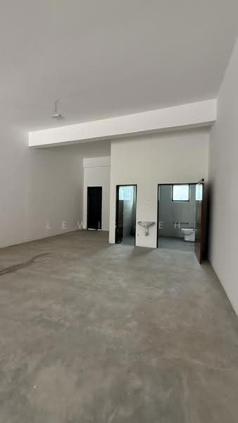 Kedai / Pejabat untuk Disewa di Bukit Mertajam (Penang) - Lewis Beh - Bathroom - PropertyGuru.com.my