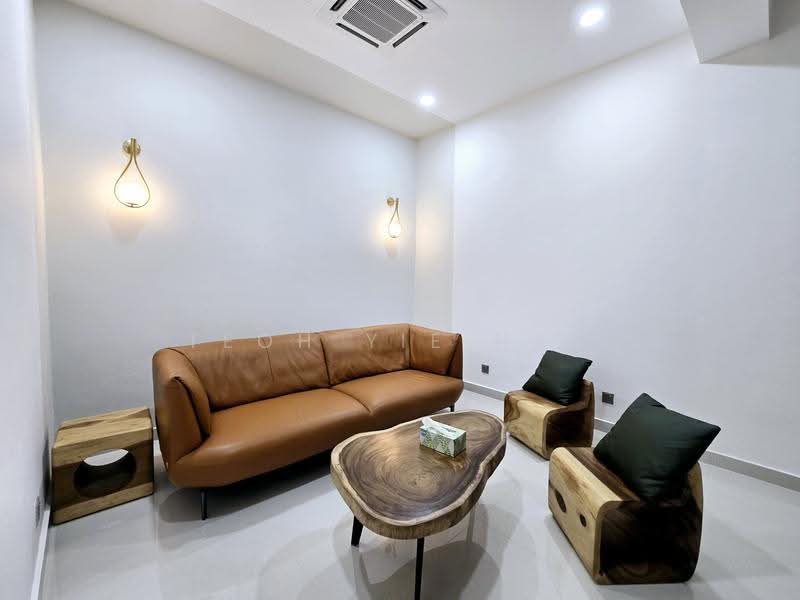 4-storey Terraced House for Rent in Bukit Kiara (Kuala Lumpur) - Teoh Yie Hao - Living Room - PropertyGuru.com.my