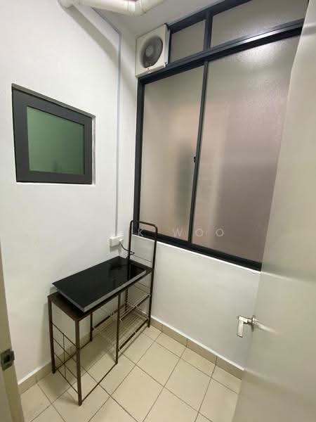 Kondominium untuk Disewa di The Vyne - Nick Woo - Kitchen - PropertyGuru.com.my