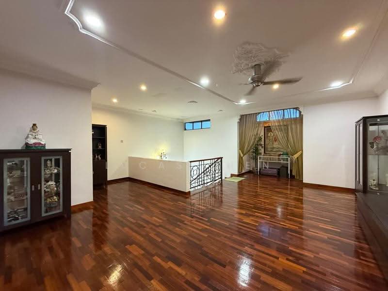 2.5-storey Terraced House for Sale in Meru Valley (Ipoh) - Lucas Chen - Living Room - PropertyGuru.com.my