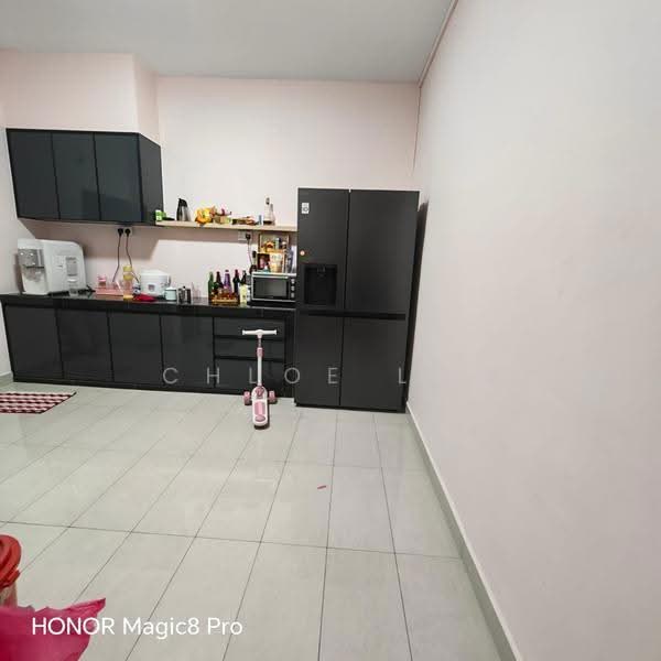 2-storey Terraced House for Sale in Taman Puteri Wangsa (Ulu Tiram) - Chloe Lai - Kitchen - PropertyGuru.com.my