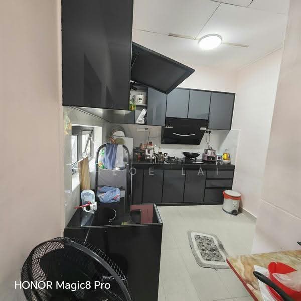 2-storey Terraced House for Sale in Taman Puteri Wangsa (Ulu Tiram) - Chloe Lai - Kitchen - PropertyGuru.com.my