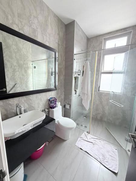 Cluster House for Rent in Taman Ekoflora (Johor Bahru) - Aloysius Son - Bathroom - PropertyGuru.com.my