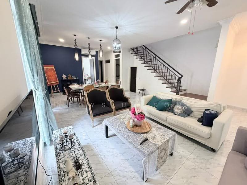 Cluster House for Rent in Taman Ekoflora (Johor Bahru) - Aloysius Son - Living Room - PropertyGuru.com.my