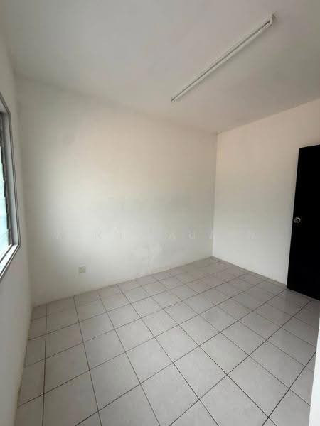 Rumah Teres 2-Tingkat untuk Dijual di Sungai Buloh (Selangor) - Zann Fauzan - Interior - PropertyGuru.com.my