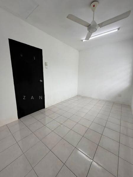 Rumah Teres 2-Tingkat untuk Dijual di Sungai Buloh (Selangor) - Zann Fauzan - Interior - PropertyGuru.com.my