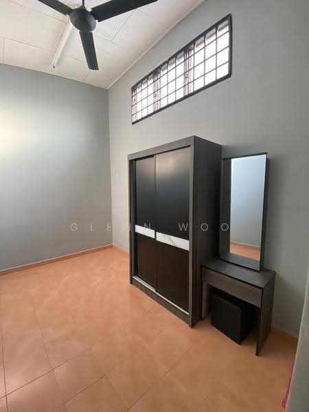 Shop / Office for Rent in Taman Abad (Johor Bahru) - Glenn Woo - Bedroom - PropertyGuru.com.my