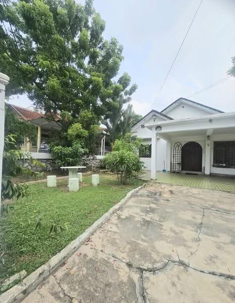 Bungalow House for Sale in Seksyen 4 (Petaling Jaya) - Andrew Tan - Exterior - PropertyGuru.com.my