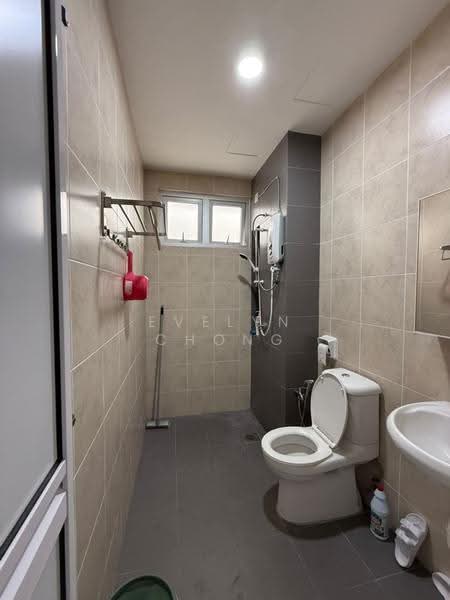 Apartment for Rent at Kalista 2 - Evelyn Chong - Bathroom - PropertyGuru.com.my