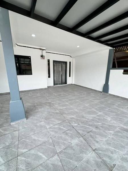 Rumah Teres 1-Tingkat untuk Dijual di Kulai (Johor) - Joanne Yong - Entrance - PropertyGuru.com.my