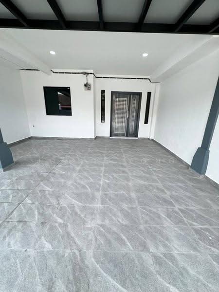 Rumah Teres 1-Tingkat untuk Dijual di Kulai (Johor) - Joanne Yong - Entrance - PropertyGuru.com.my
