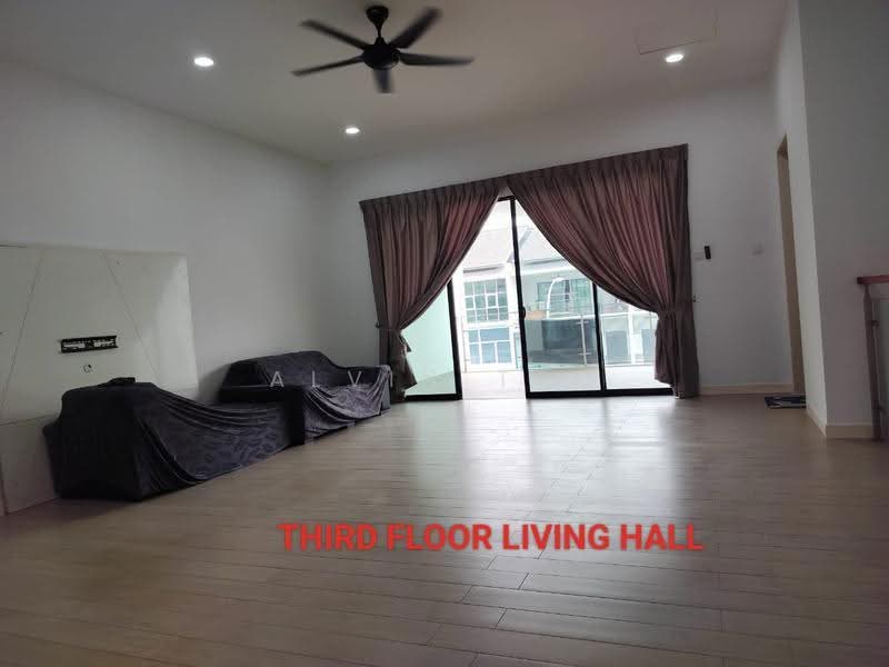 Rumah Teres untuk Disewa di 16 Sierra (Puchong) - Alvin Teh - Living Room - PropertyGuru.com.my