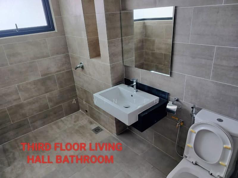 Rumah Teres untuk Disewa di 16 Sierra (Puchong) - Alvin Teh - Bathroom - PropertyGuru.com.my