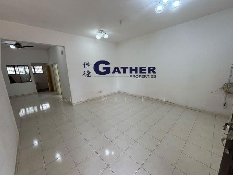 Rumah Teres 2-Tingkat untuk Dijual di Ipoh (Perak) - Sum Wai Kin - Living Room - PropertyGuru.com.my