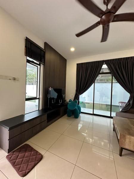 Cluster House for Sale in Taman Adda Heights (Tebrau) - Au Yong Lucy - Living Room - PropertyGuru.com.my