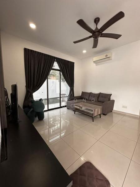 Cluster House for Sale in Taman Adda Heights (Tebrau) - Au Yong Lucy - Living Room - PropertyGuru.com.my