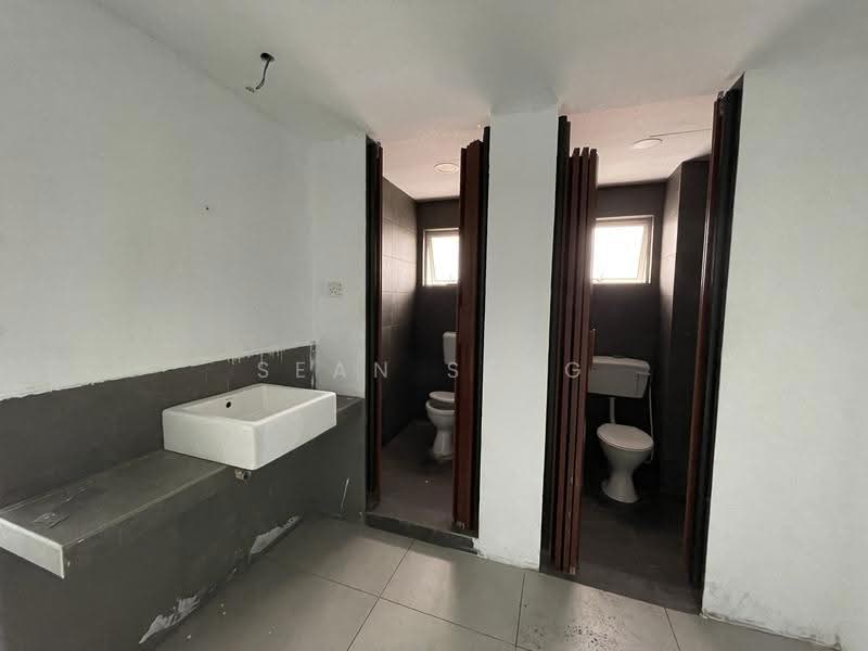 Shop / Office for Rent in Pju 6a (Petaling Jaya) - Sean Seng - Bathroom - PropertyGuru.com.my