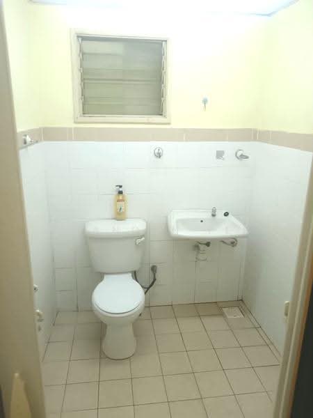 Condominium for Rent at Belimbing Heights - Brandon Yee - Bathroom - PropertyGuru.com.my
