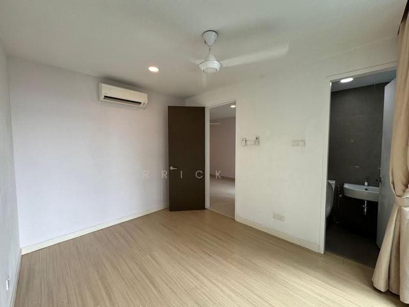 Service Residence for Sale at H2O Residences - Derrick Lim - Bedroom - PropertyGuru.com.my