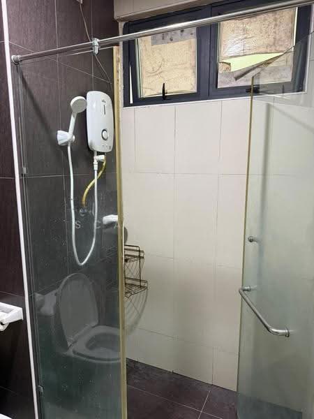 Service Residence for Rent at D'Secret Garden (Pangsapuri Kempas Indah) - Scarlette Lai - Bathroom - PropertyGuru.com.my