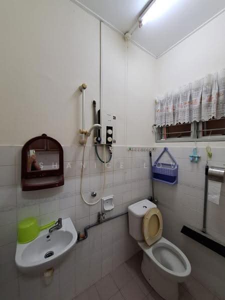 2-storey Terraced House for Rent in BANDAR PUCHONG JAYA (Puchong) - Shanice Low - Bathroom - PropertyGuru.com.my