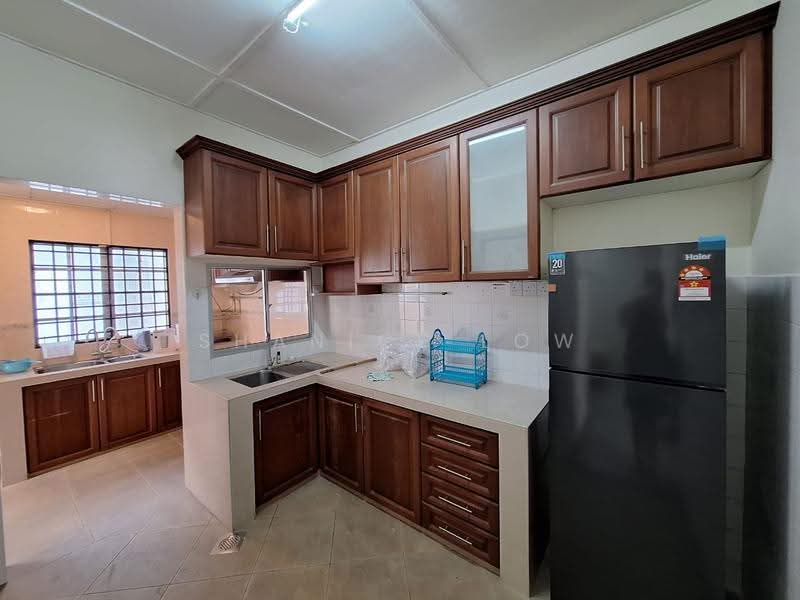 Rumah Teres 2-Tingkat untuk Disewa di BANDAR PUCHONG JAYA (Puchong) - Shanice Low - Kitchen - PropertyGuru.com.my