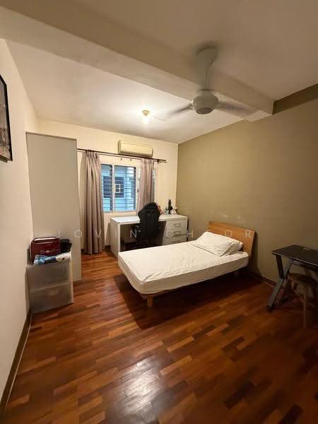 2.5-storey Terraced House for Sale in Bandar Putra Permai (Seri Kembangan) - Jovin Cheor - Bedroom - PropertyGuru.com.my