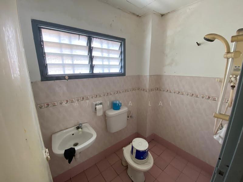 2-storey Terraced House for Sale in Taman Pelangi Semenyih (Semenyih) - Katrina Lai - Bathroom - PropertyGuru.com.my