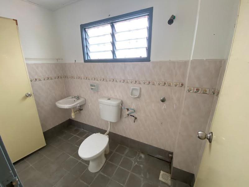 2-storey Terraced House for Sale in Taman Pelangi Semenyih (Semenyih) - Katrina Lai - Bathroom - PropertyGuru.com.my