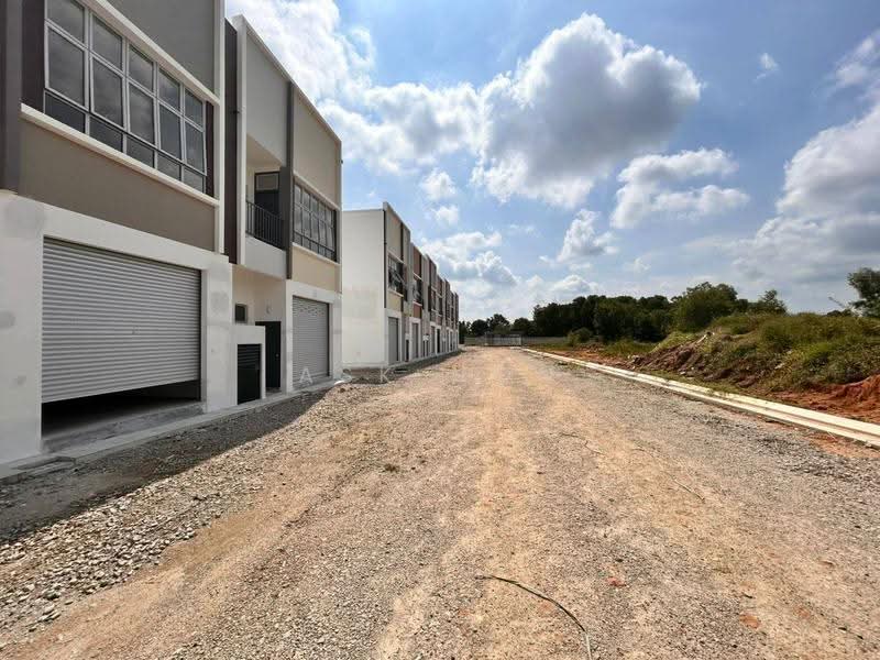 Kedai / Pejabat untuk Disewa di Kangkar Pulai (Skudai) - Ask Hon - Exterior - PropertyGuru.com.my