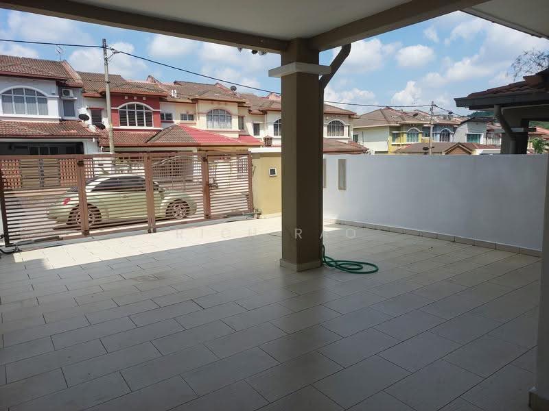Rumah Teres 3-Tingkat untuk Disewa di Taman Puncak Jalil (Seri Kembangan) - Rich Rao - PropertyGuru.com.my