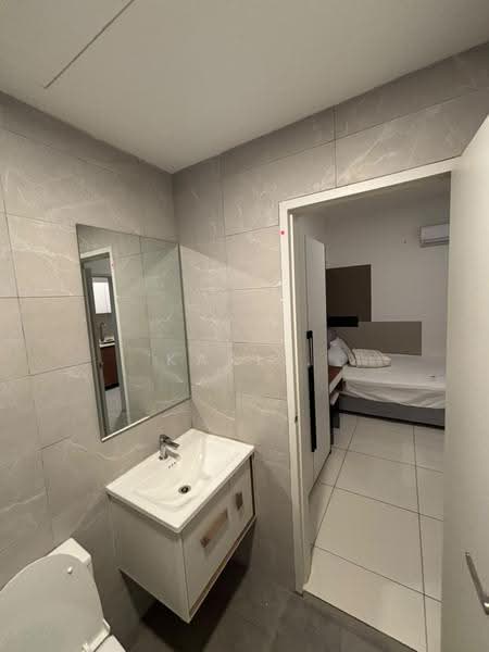 Kediaman Servis untuk Disewa di Majestic Residence - Karl . - Bathroom - PropertyGuru.com.my