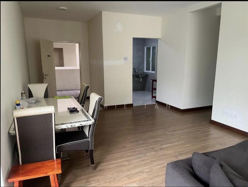 Pangsapuri untuk Disewa di Larkin Residence Phase 2 - Robbie Tan - Dining Room - PropertyGuru.com.my