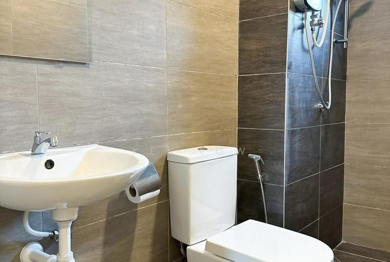 Apartment for Rent at Pangsapuri Miro - Ken Low - Bathroom - PropertyGuru.com.my