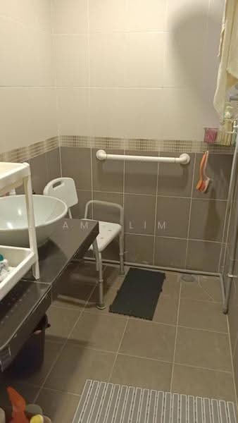 1.5-storey Terraced House for Sale in Usj 3 (Subang Jaya) - Amy Lim - Bathroom - PropertyGuru.com.my
